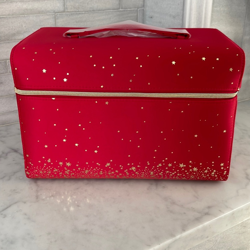 🆕 Red Travel Case/ Valise with stars! NIP